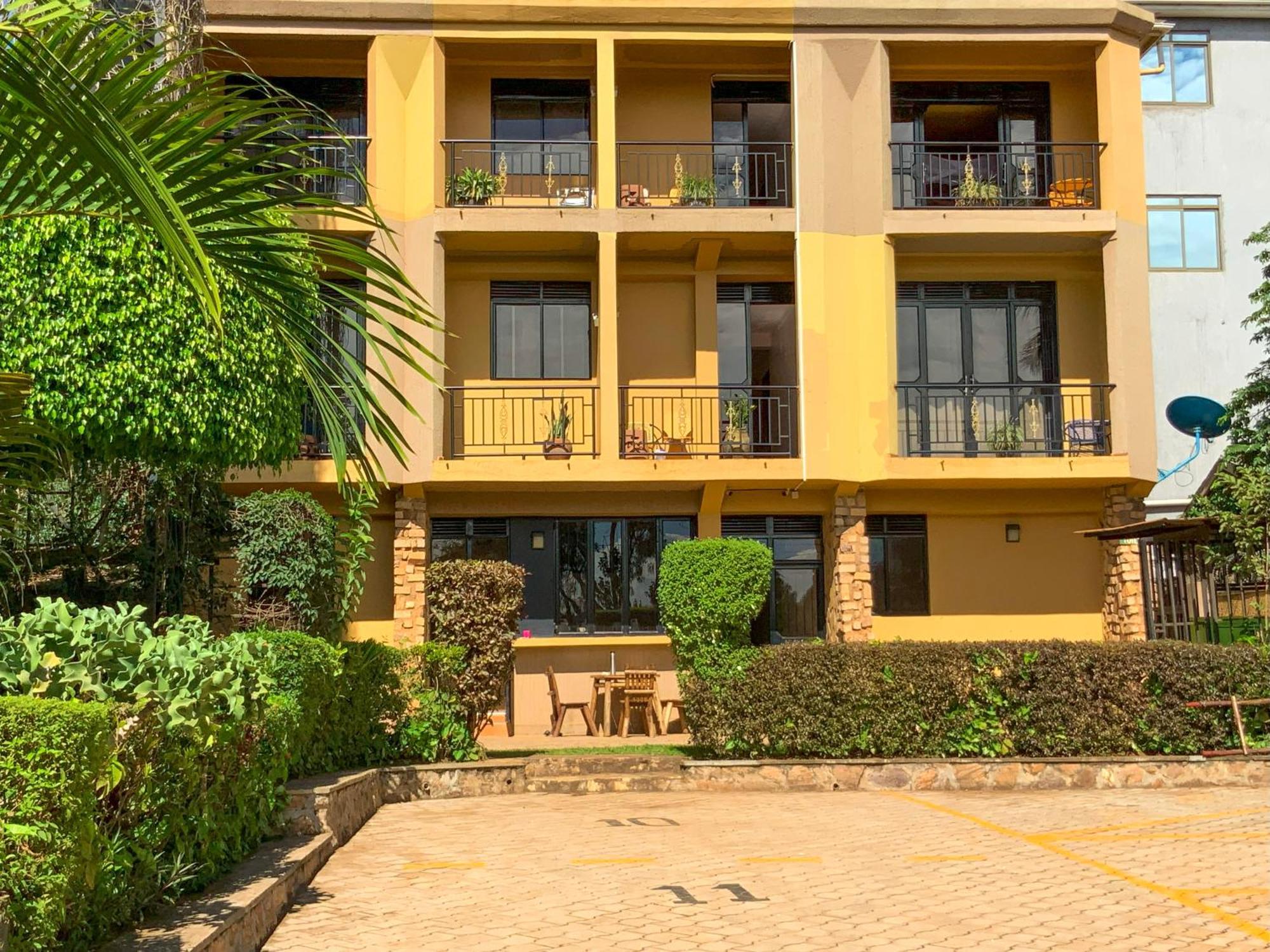 Hendo Hotel Entebbe Exterior photo